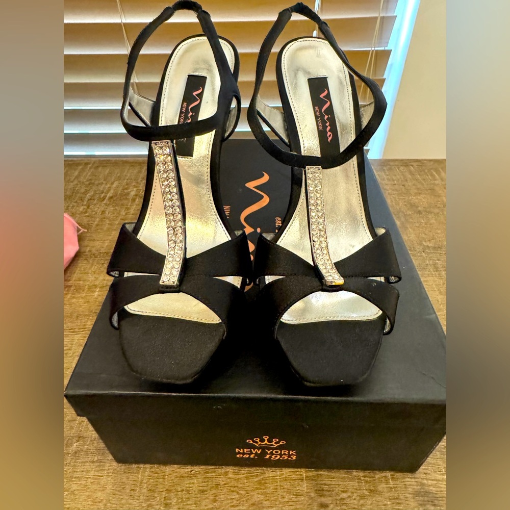 Nina Black Women's Heels